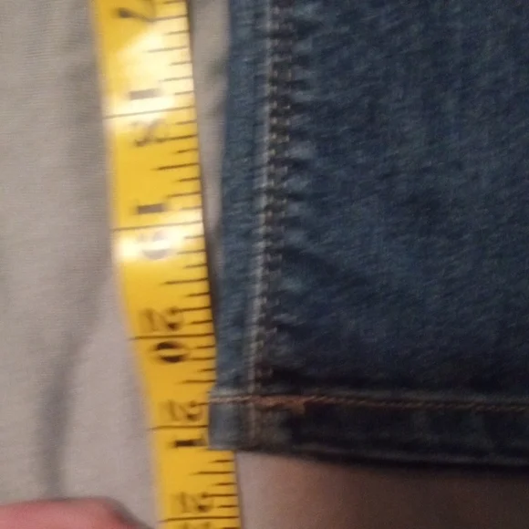 Sonoma Blue Skinny Jeans with Modern Fit And Embroidered Flowers - Picture 10 of 11